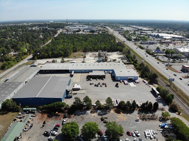 1079 Woodleys Way, Columbia, SC à louer - Photo de l’immeuble – Image 2 sur 22