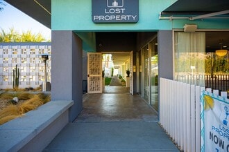 1466 N Palm Canyon Dr, Palm Springs, CA à louer Photo intérieure– Image 1 sur 30