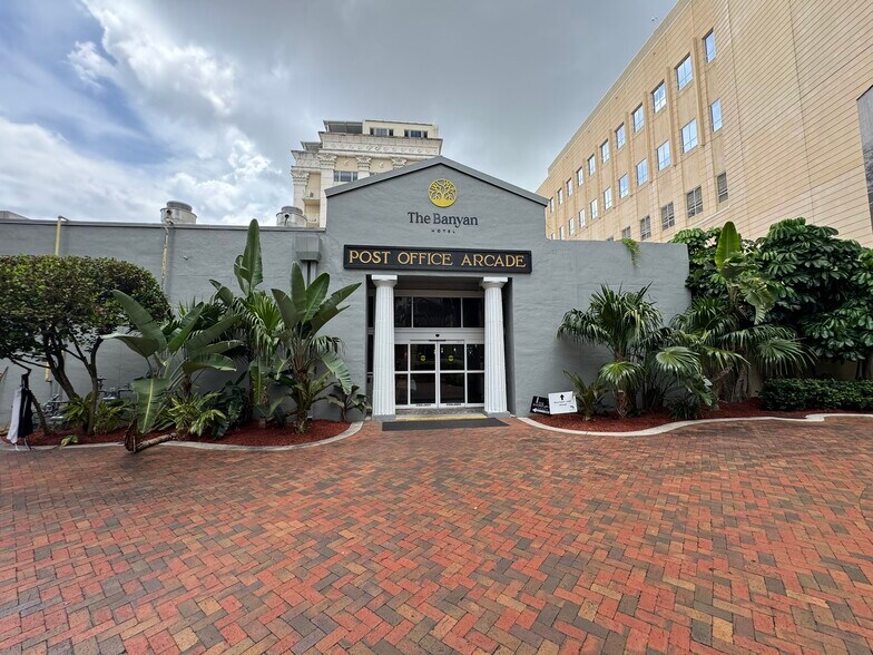 1520 Broadway, Fort Myers, FL à louer - Photo de l’immeuble – Image 2 sur 5