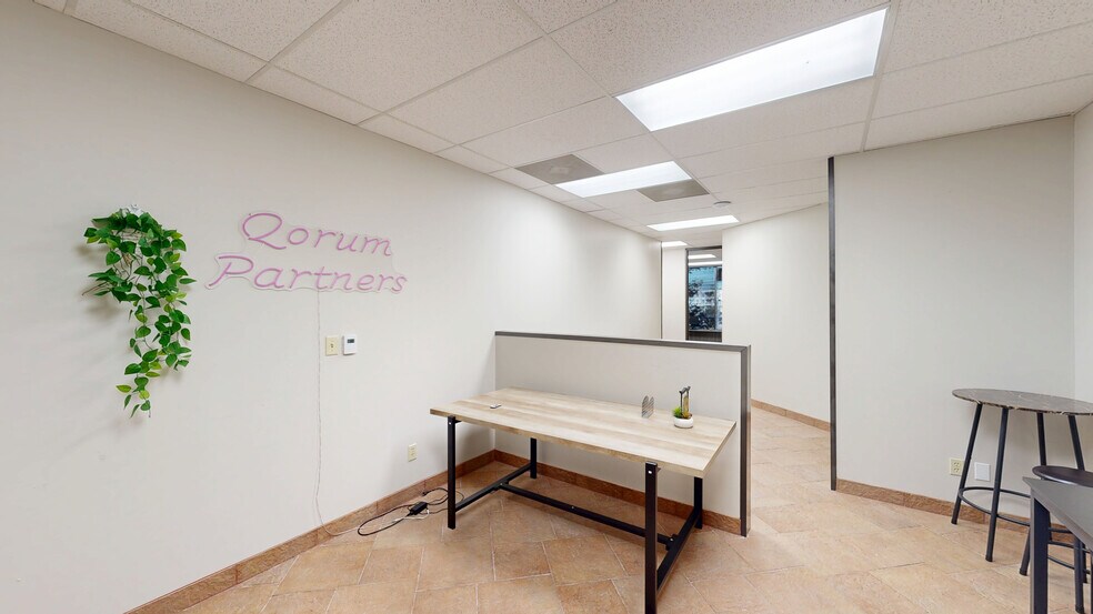 719 Sawdust Rd, The Woodlands, TX à louer - Numérisation 3D Matterport – Image 2 sur 12