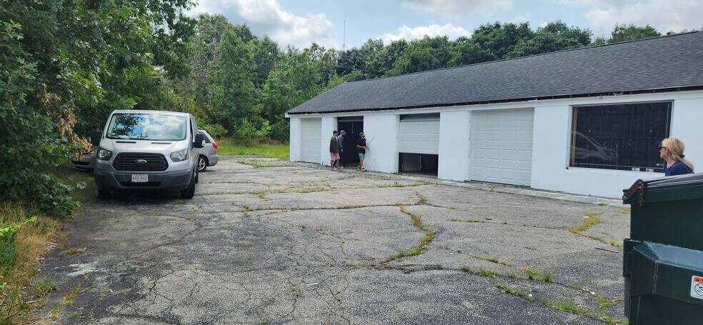 Rt 1A, Dedham, MA à louer - Photo de l’immeuble – Image 2 sur 6