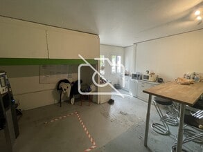 Local d’activités dans Lagny-sur-Marne à louer Photo intérieure– Image 1 sur 5