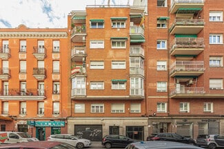 Plus de détails pour Calle de Modesto Lafuente, 80, Madrid - Local commercial à louer