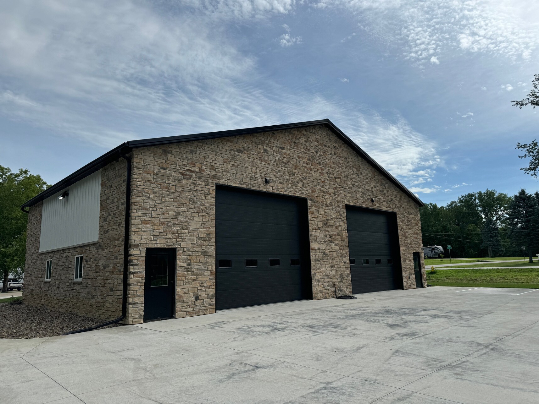 540 N 3rd St, Polk City, IA à vendre Photo de l’immeuble– Image 1 sur 9
