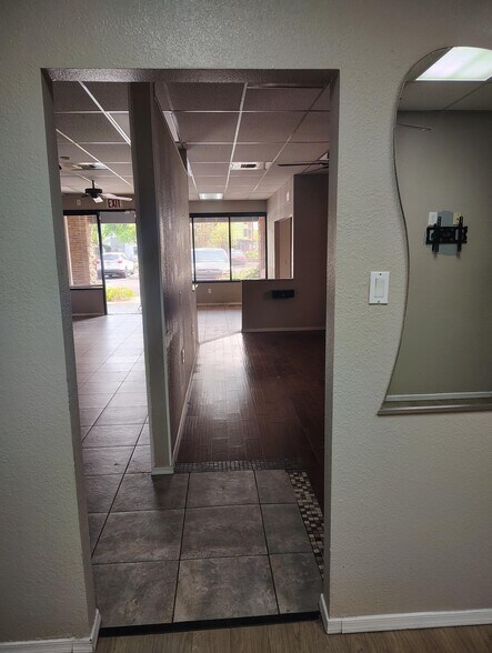 16810 Avenue of the Fountains Blvd, Fountain Hills, AZ à louer - Photo de l’immeuble – Image 2 sur 11