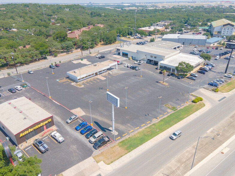 12836 Us-281 Hwy N, San Antonio, TX à louer - Photo de l’immeuble – Image 3 sur 8