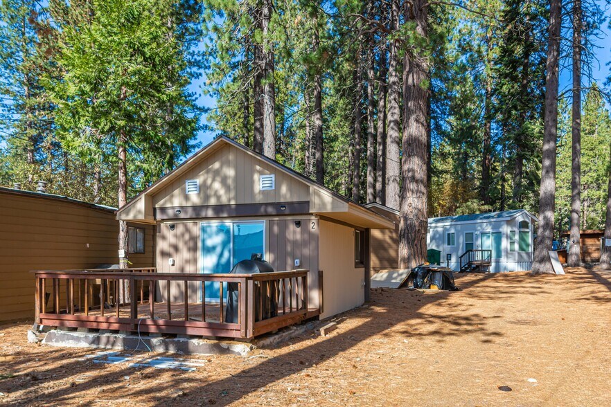 8345 Trout Ave, Kings Beach, CA à vendre - Photo de l’immeuble – Image 3 sur 26