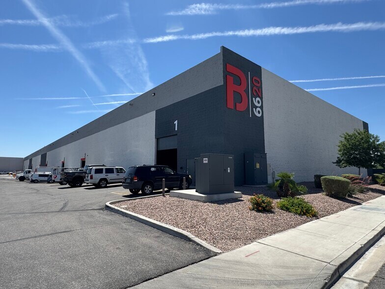 6620 Escondido St, Las Vegas, NV à louer - Photo de l’immeuble – Image 2 sur 6