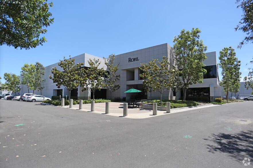 3 Parker, Irvine, CA à louer - Photo de l’immeuble – Image 2 sur 7