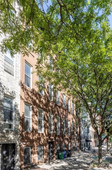 321 E 116th St, New York, NY à vendre - Photo de l’immeuble – Image 3 sur 14