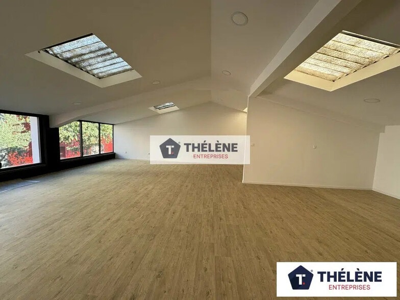 Bureau dans Mauguio à louer - Photo intérieure – Image 1 sur 7