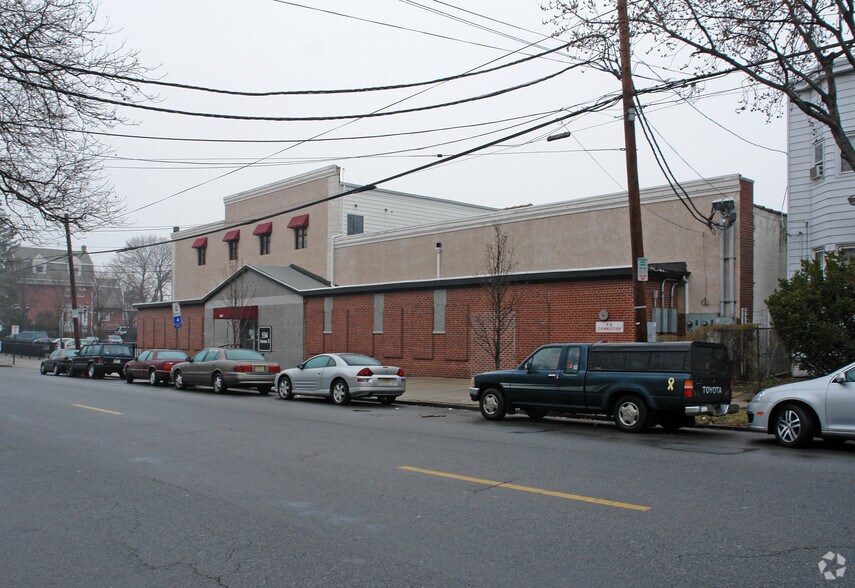 534-548 Avenue E, Bayonne, NJ à vendre - Photo de l’immeuble – Image 2 sur 16