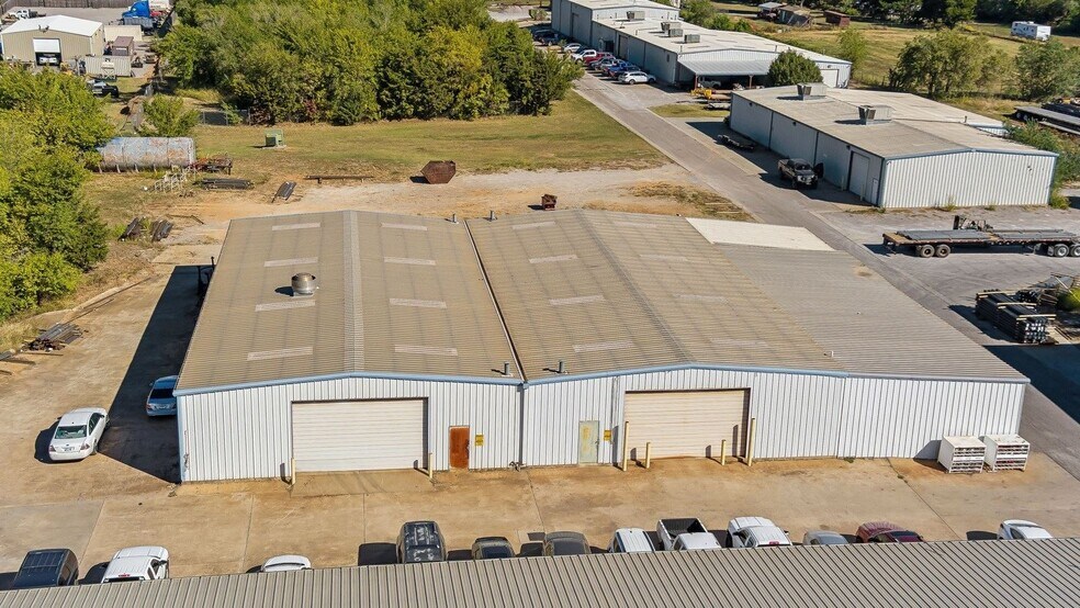 13800 S MacArthur Blvd, Oklahoma City, OK à vendre - Photo principale – Image 1 sur 2