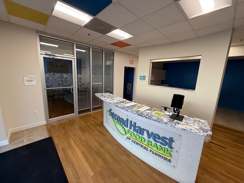 3125 Skyway Cir, Melbourne, FL à louer - Photo intérieure – Image 2 sur 6