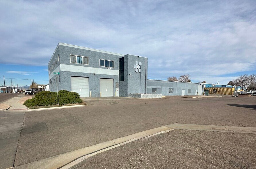 5501 Pearl St, Denver, CO à louer - Photo de l’immeuble – Image 1 sur 4