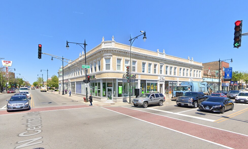 5550-5558 W Belmont Ave, Chicago, IL à louer - Photo de l’immeuble – Image 1 sur 2