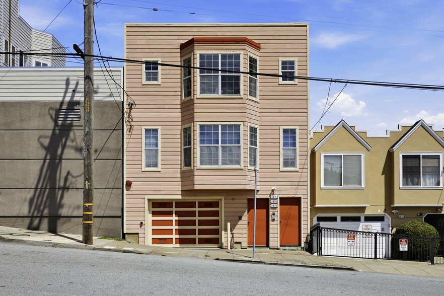 1678 Wallace Ave, San Francisco, CA à vendre - Photo principale – Image 1 sur 33