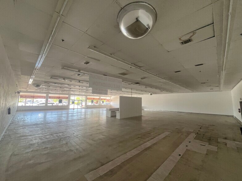 1321 N Dixie Hwy, Lake Worth Beach, FL à louer - Photo de l’immeuble – Image 3 sur 6