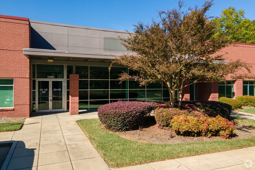 1100 Cobb Place Blvd NW, Kennesaw, GA à louer - Photo de l’immeuble – Image 3 sur 5