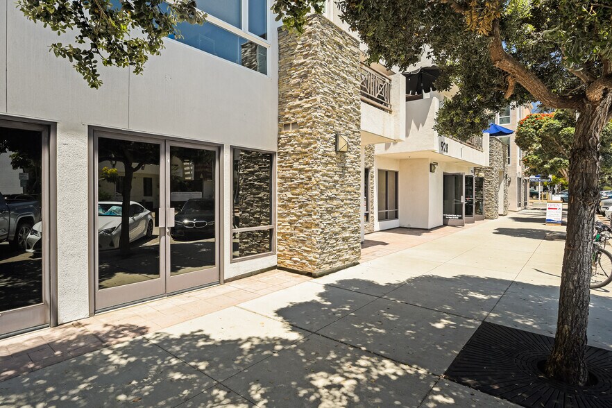 928-950 Hornblend St, San Diego, CA à vendre - Photo de l’immeuble – Image 2 sur 22