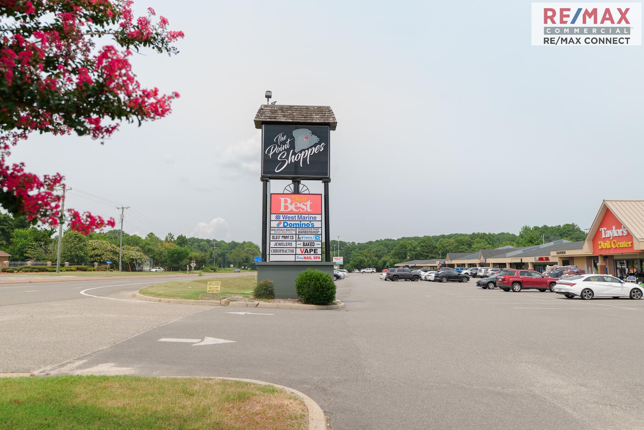 1747-1811 George Washington Memoria Hwy, Gloucester Point, VA à louer Photo de l’immeuble– Image 1 sur 5
