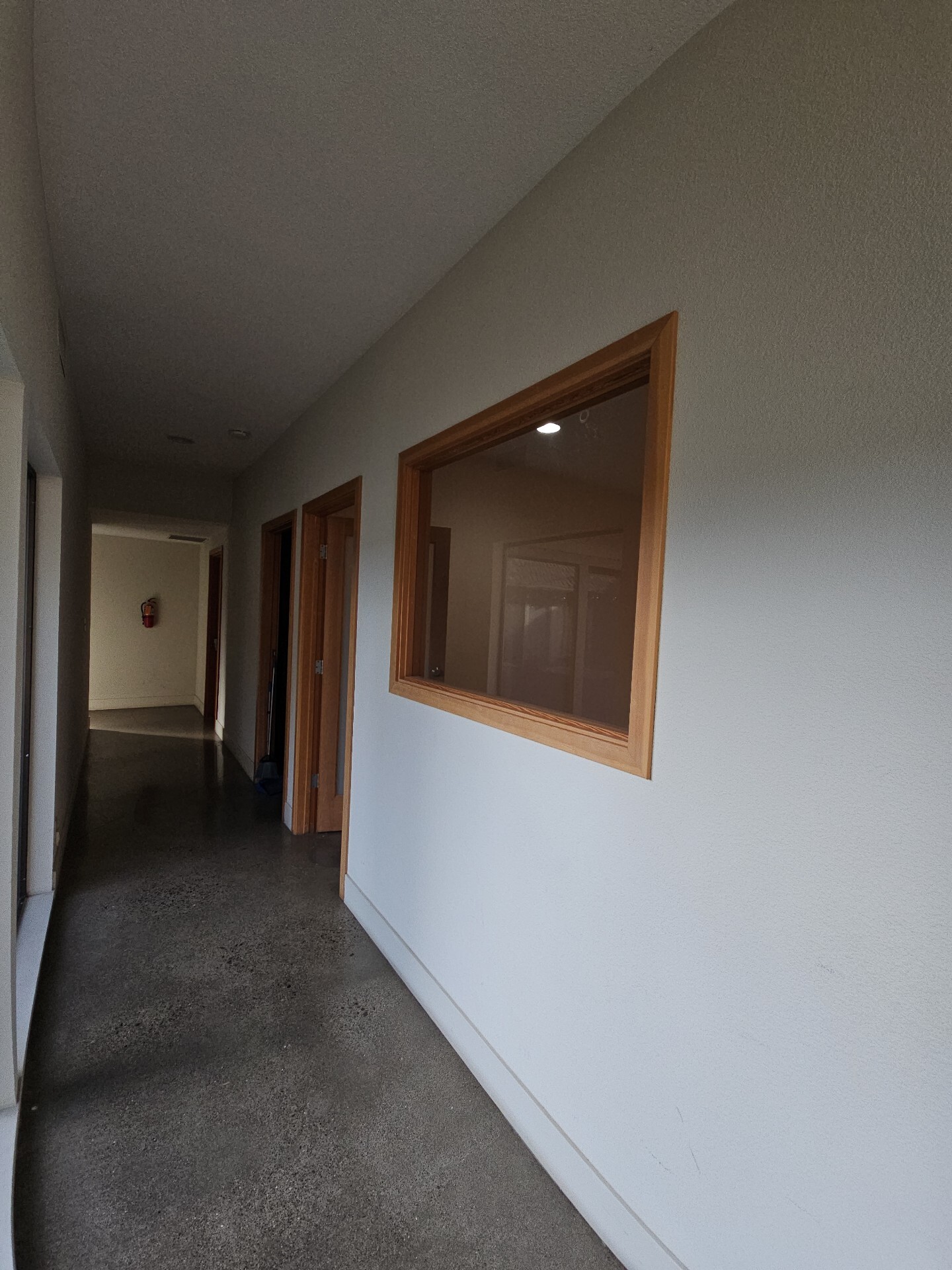 390 W Standley St, Ukiah, CA à louer Photo intérieure– Image 1 sur 6
