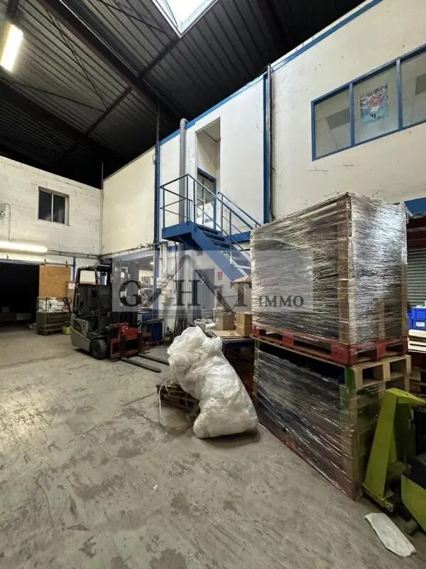 Industriel/Logistique dans Villeparisis à vendre Photo de l’immeuble– Image 1 sur 5