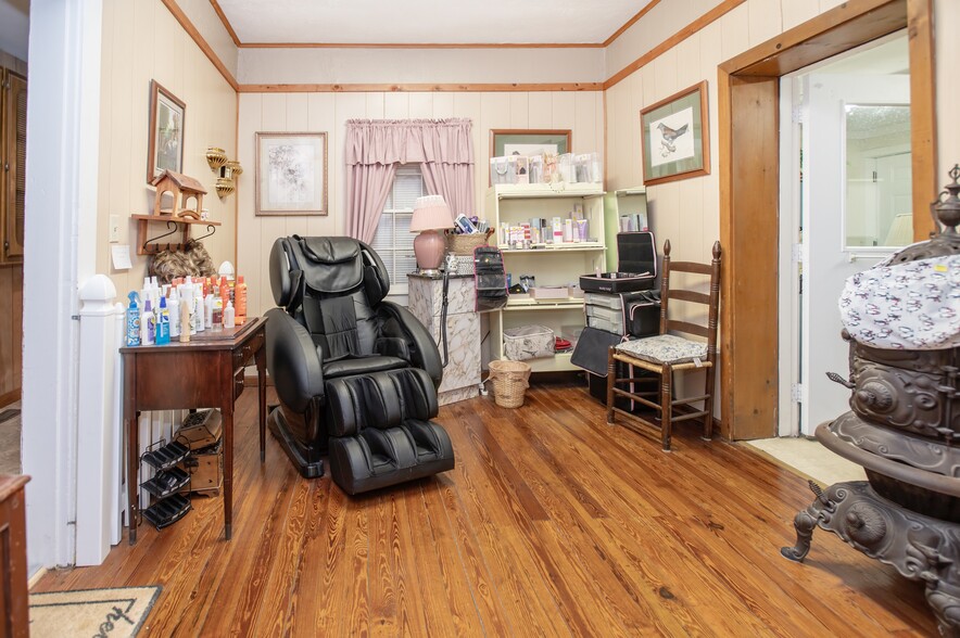 400 Main St, Clinton, TN à vendre - Photo intérieure – Image 2 sur 25