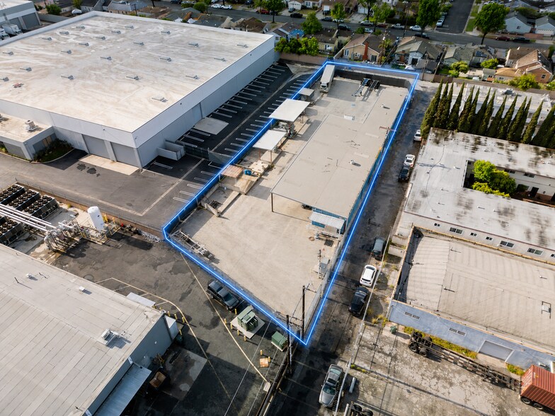 6544 Cherry Ave, Long Beach, CA à vendre - Photo de l’immeuble – Image 2 sur 8