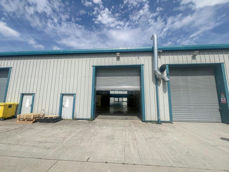 181 Triumph Way, Liverpool à louer - Photo de l’immeuble – Image 1 sur 4