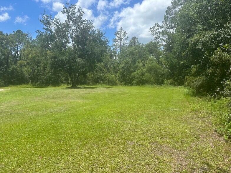154 NW Alpata Ct, Lake City, FL à vendre - Photo de l’immeuble – Image 3 sur 18