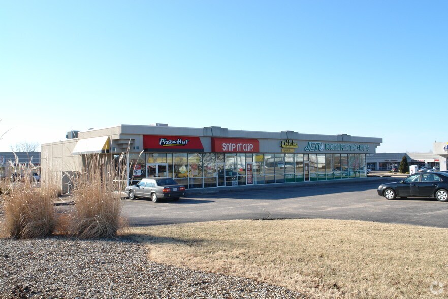 8821 W 21st St, Wichita, KS à louer - Photo principale – Image 3 sur 3