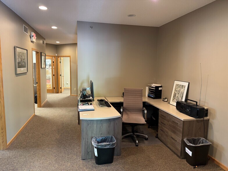 3370 Annapolis Ln N, Plymouth, MN à louer - Photo intérieure – Image 3 sur 12