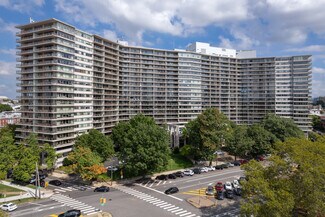 Plus de détails pour 2401 Pennsylvania Ave, Philadelphia, PA - Logement à vendre