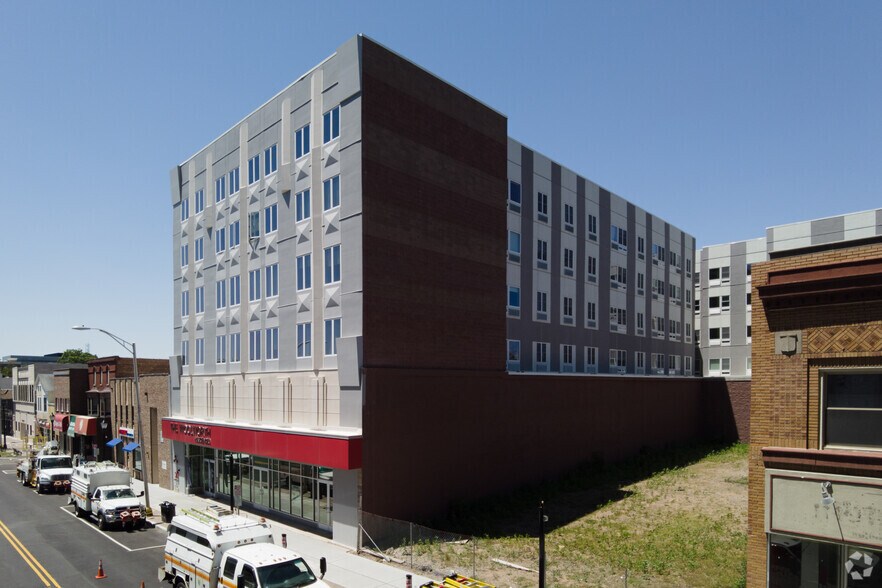 149 Main St, Hackensack, NJ à louer - Photo principale – Image 1 sur 7