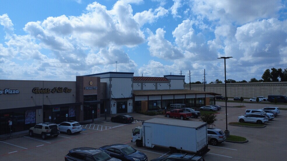 14106 Mueschke Rd, Cypress, TX à louer - Photo de l’immeuble – Image 3 sur 16