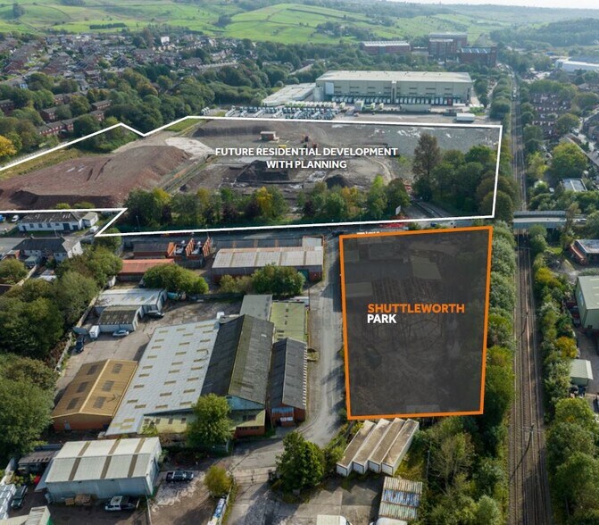 3 Rutland Way, Oldham à louer - Aérien – Image 3 sur 6