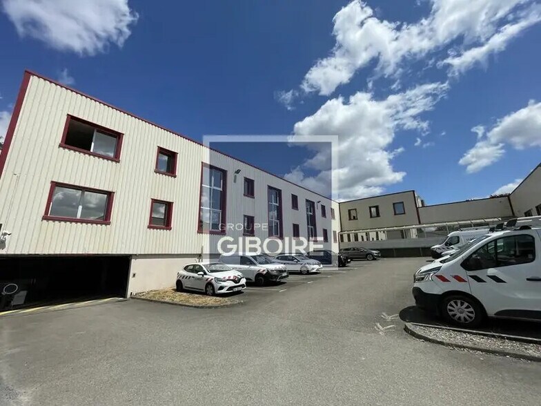 Industriel/Logistique dans Cesson-Sévigné à louer - Photo de l’immeuble – Image 2 sur 9