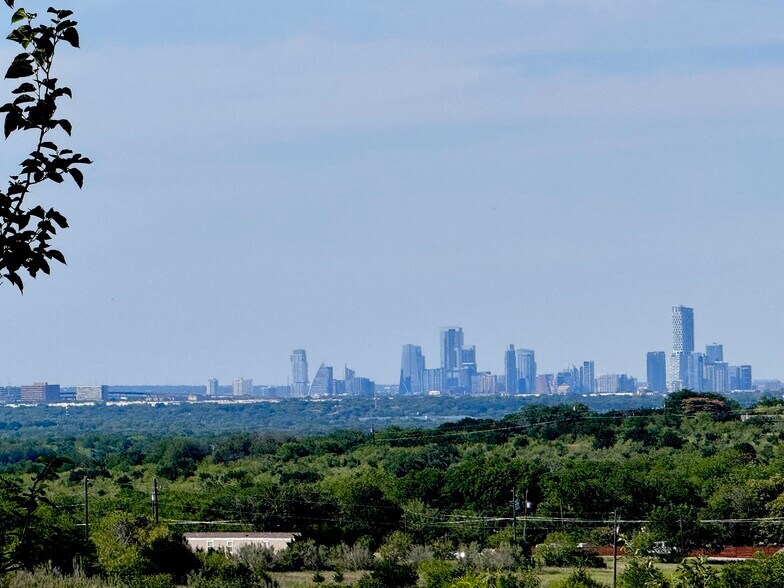 8101 Coulver Rd, Austin, TX à louer - Photo de l’immeuble – Image 3 sur 13
