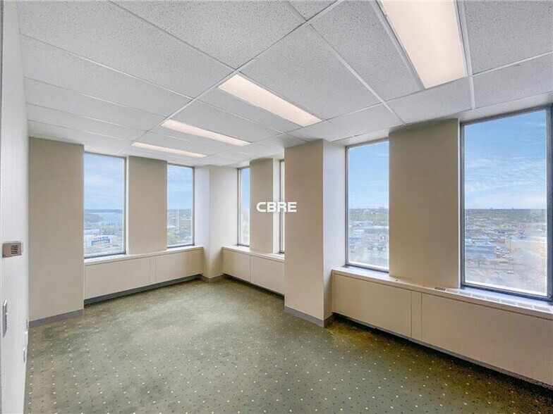 201 1st Ave S, Saskatoon, SK à louer - Photo intérieure – Image 3 sur 4