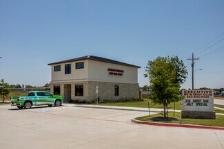 Plus de détails pour 801 S Railroad St, Lewisville, TX - Bureau à louer
