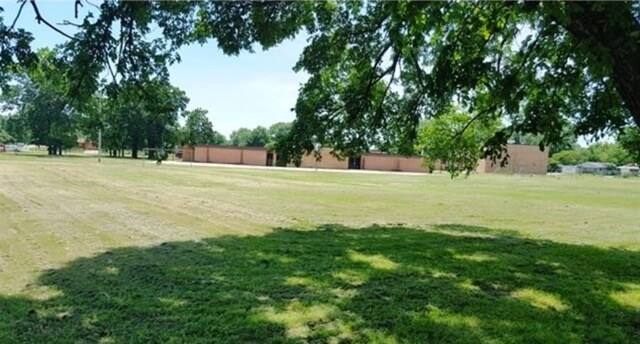 200 Forrest Park Rd, Bartlesville, OK à vendre - Photo de l’immeuble – Image 2 sur 19