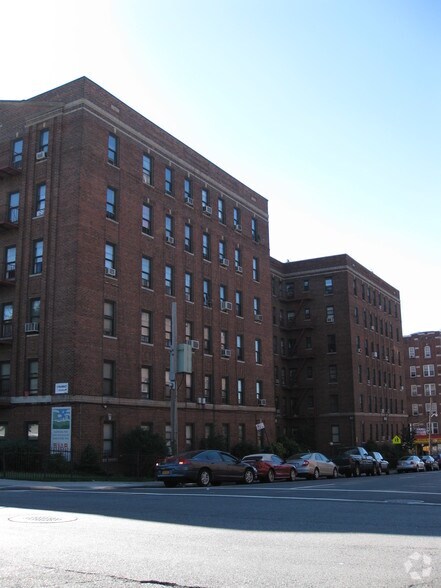 455 Schenectady Ave, Brooklyn, NY à louer - Photo de l’immeuble – Image 3 sur 5