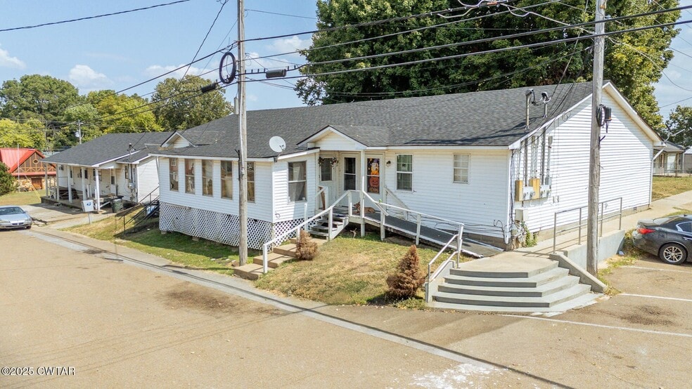 207-215 Main St, Troy, TN à vendre - Photo principale – Image 1 sur 57