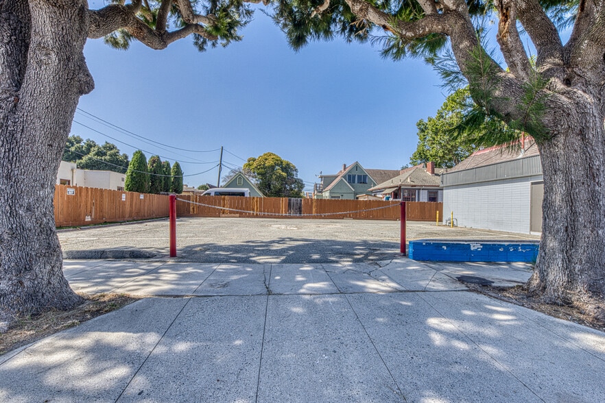 729 S Main St, Salinas, CA à vendre - Photo de l’immeuble – Image 3 sur 27