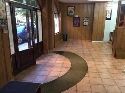 Local commercial dans Cáceres, Cáceres à louer - Photo de l’immeuble – Image 2 sur 6