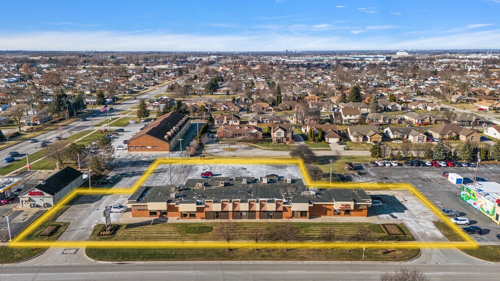 35111-35147 Dodge Park Rd, Sterling Heights, MI à louer - Photo de l’immeuble – Image 2 sur 5