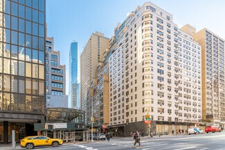 Plus de détails pour 310 E 46th St, New York, NY - Local commercial à louer