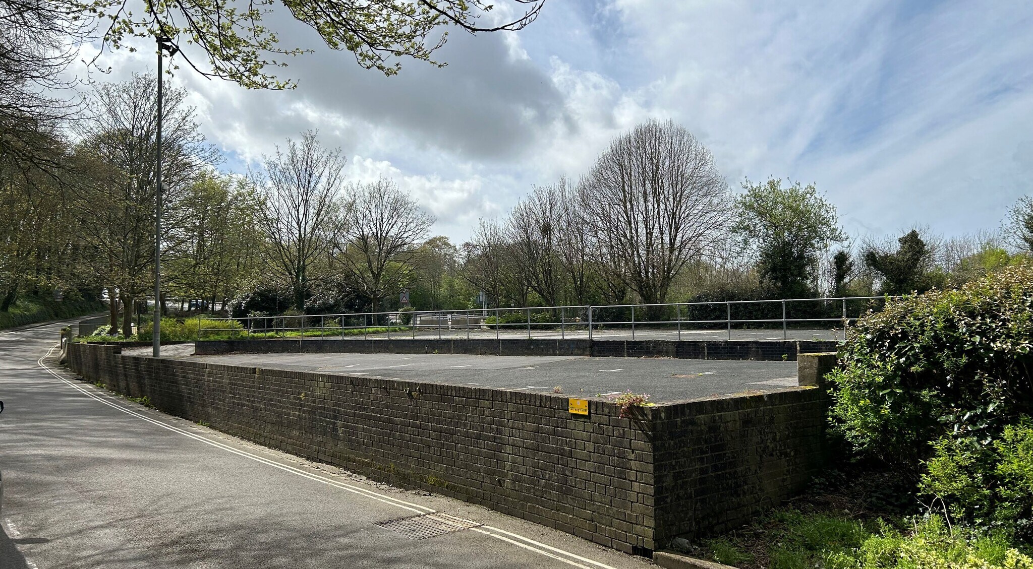 324 Outland Rd, Plymouth à louer Photo principale– Image 1 sur 7