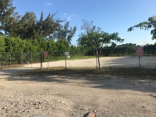 10711 NW 18th St, Miami, FL à louer - Photo principale – Image 1 sur 3